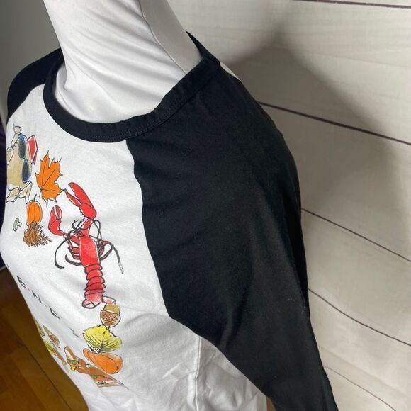 FRIENDS TV show holiday Thanksgiving baseball tee size small - Picture 4 of 6